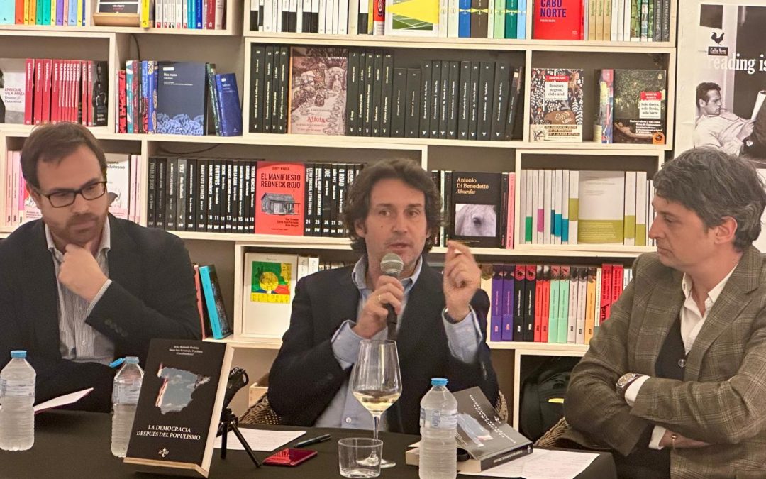 Presentación «La democracia después del populismo» (Tecnos) con Javier Redondo, Albert Guivernau e Iñaki Ellakuría.
